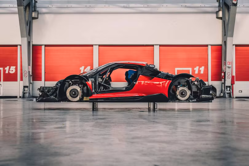 Ngắm siêu xe độc bản mất 4 năm để hoàn thành của Ferrari