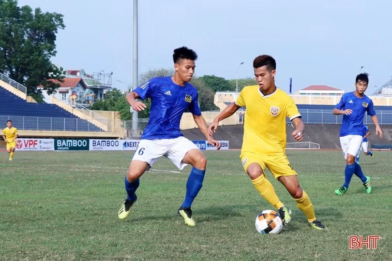 Thắng CLB Huế 1-0, Hồng Lĩnh Hà Tĩnh gặp Hà Nội FC vòng 1/16 Cúp Quốc gia