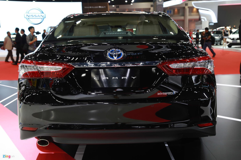 Chi tiết Toyota Camry 2019 sắp ra mắt tại Việt Nam