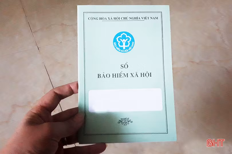 Bưu điện tỉnh “giúp” hơn 13 nghìn người hưởng chính sách bảo hiểm