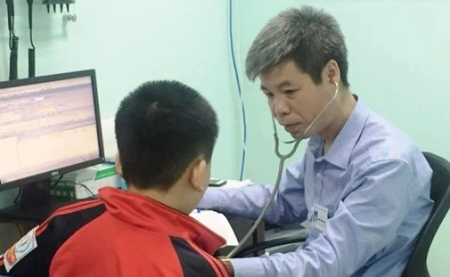 Tâm sự nhói lòng của người mẹ có con trai tự kỷ và hành trình cứu con khỏi “hố sâu tuyệt vọng”