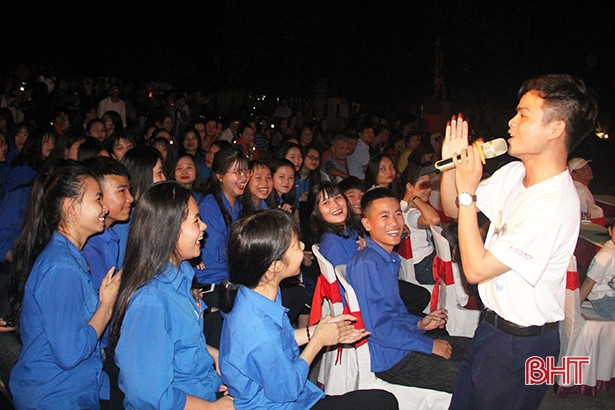 Hà Tĩnh tắt đèn hưởng ứng Giờ Trái đất năm 2019