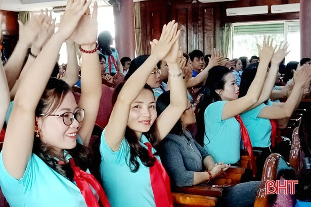 Thạch Hà vinh danh 27 giáo viên làm tổng phụ trách Đội giỏi