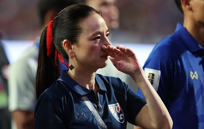 Madam Pang và LĐBĐ Thái Lan đối diện với bài toàn tài chính kinh hoàng sau vụ thua kiện - Ảnh: Thairath