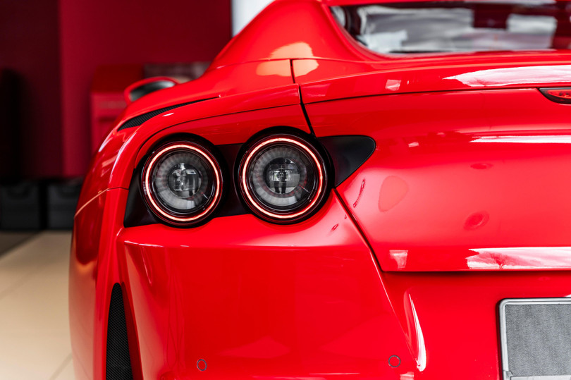 Chiếc xe thuộc năm sản xuất 2023, tuy nhiên odo của xe tại thời điểm công bố trên website chỉ 1.092 km với tình trạng còn rất mới so với các xe cùng thời.