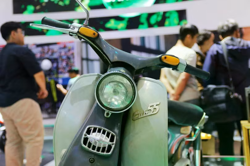 Tại triển lãm VMS 2024, Honda đưa đến giới thiệu mẫu xe Super Cub hàng hiếm.