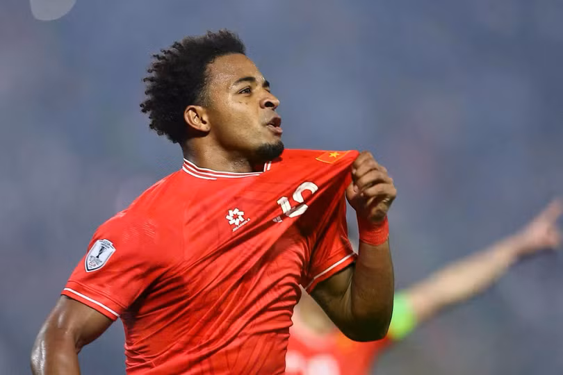 Xuân Son tỏa sáng ở hiệp hai. Ảnh: Bảo Ngọc, Anh Tiến.