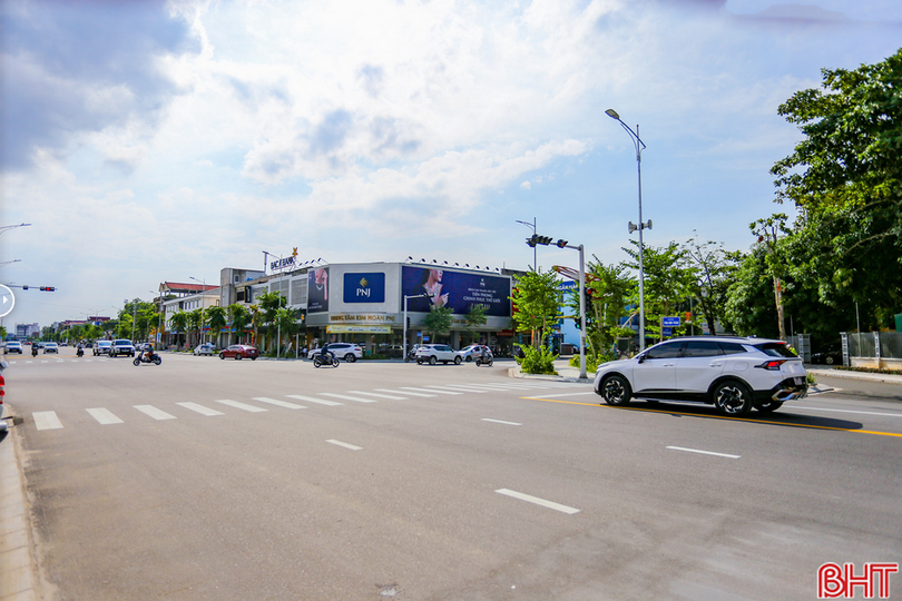 Screenshot 2024-08-22 at 14-26-20 Diện mạo mới trên tuyến phố trung tâm Thành Sen Báo Hà Tĩnh - Tin tức Hà Tĩnh mới nhất tin nhanh Hà Tĩnh 24h.png