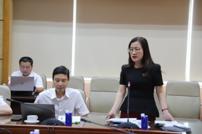 Vụ trưởng Vụ BHYT Trần Thị Trang phát biểu tại cuộc họp. Vụ trưởng Vụ BHYT Trần Thị Trang phát biểu tại cuộc họp.