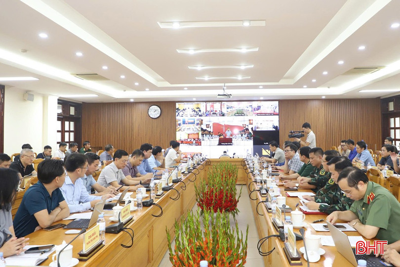 Đại biểu tham dự tại điểm cầu Hà Tĩnh. bqbht_br_ee56b0d0611beb45b20a.jpg