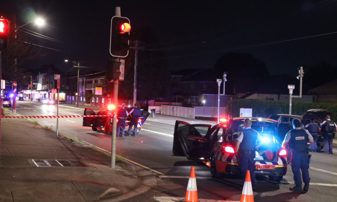 Cảnh sát tại hiện trường vụ xả súng ở Sydney, Australia hôm 5/10. Ảnh: ABC Cảnh sát tại hiện trường vụ xả súng ở Sydney, Australia hôm 5/10. Ảnh: ABC