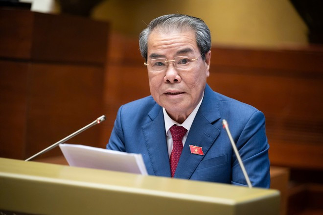 Ủy viên Ủy ban Thường vụ Quốc hội Dương Thanh Bình đã trình bày Báo cáo kết quả giám sát việc giải quyết kiến nghị của cử tri gửi đến Kỳ họp thứ 8, Quốc hội khóa XV. (Ảnh: QH/Vietnam+) Ủy viên Ủy ban Thường vụ Quốc hội Dương Thanh Bình đã trình bày Báo cáo kết quả giám sát việc giải quyết kiến nghị của cử tri gửi đến Kỳ họp thứ 8, Quốc hội khóa XV. (Ảnh: QH/Vietnam+)