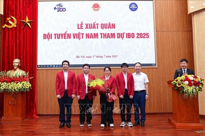 Cả 4 học sinh dự thi Olympic Sinh học Quốc tế (IBO) năm 2025 đều đạt huy chương. Ảnh: Thanh Tùng/TTXVN Cả 4 học sinh dự thi Olympic Sinh học Quốc tế (IBO) năm 2025 đều đạt huy chương. Ảnh: Thanh Tùng/TTXVN