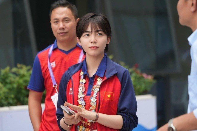 Phí Thanh Thảo giành HCV 10m súng trường hơi và phá kỷ lục Đông Nam Á Phí Thanh Thảo giành HCV 10m súng trường hơi và phá kỷ lục Đông Nam Á