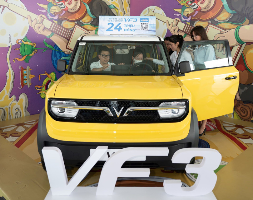 VF 3 được nhiều khách hàng quan tâm nhờ thiết kế nhỏ gọn, phù hợp di chuyển trong đô thị. 4.jpg