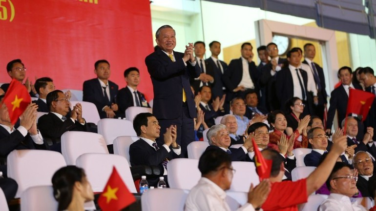 Tổng Bí thư Tô Lâm cùng các lãnh đạo Đảng, Nhà nước, đại biểu quốc tế tham dự chương trình. (Ảnh: TRẦN HUẤN) Tổng Bí thư Tô Lâm cùng các lãnh đạo Đảng, Nhà nước, đại biểu quốc tế tham dự chương trình. (Ảnh: TRẦN HUẤN)