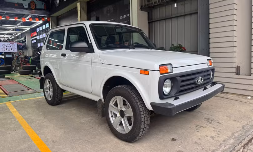 lada-niva-legend-vnexpress-vne-3.jpg