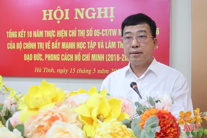 Đồng chí Trần Tú Anh phát biểu tại hội nghị. bqbht_br_img-2457.jpg