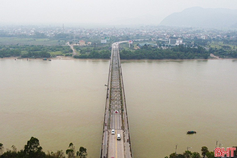 Sông Cả - Sông Lam chảy giữa 2 tỉnh Nghệ An và Hà Tĩnh. 3dji-0635.jpg