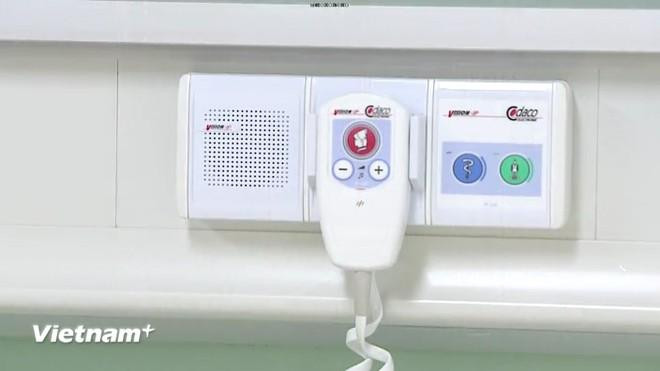 Những vật dụng thân thuộc tại phòng bệnh của Tổng Bí Thư. (Ảnh: PV/Vietnam+)