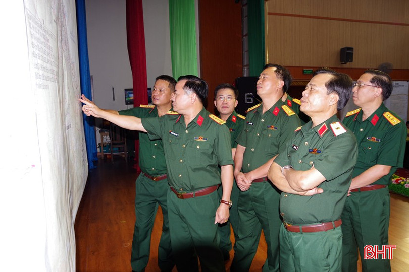 Thiếu tướng Lê Hồng Nhân kiểm tra phương án đảm bảo công tác quân sự địa phương tại Hà Tĩnh bqbht_br_2.jpg