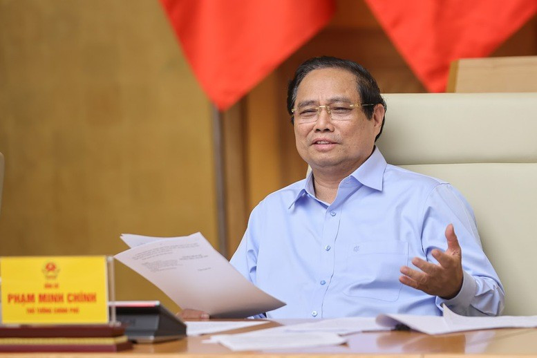 Thủ tướng nêu rõ, việc trình ban hành các nghị quyết này phải đặt trong tổng thể các nghị quyết "trụ cột" mà Bộ Chính trị đã ban hành và sẽ ban hành thời gian tới - Ảnh: VGP/Nhật Bắc Thủ tướng nêu rõ, việc trình ban hành các nghị quyết này phải đặt trong tổng thể các nghị quyết "trụ cột" mà Bộ Chính trị đã ban hành và sẽ ban hành thời gian tới - Ảnh: VGP/Nhật Bắc