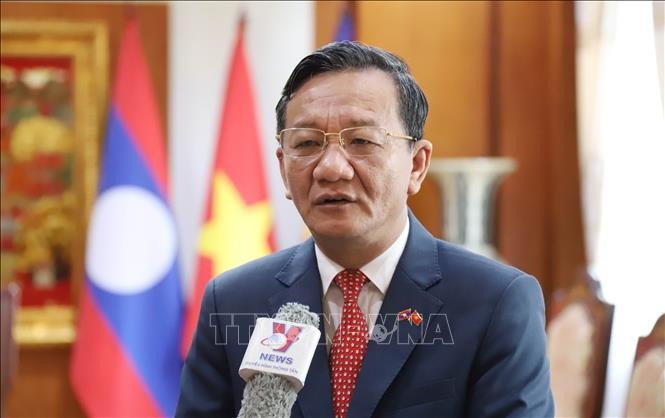 Đại sứ Việt Nam tại Lào Nguyễn Minh Tâm trả lời phỏng vấn. Ảnh tư liệu: Xuân Tú/PV TTXVN tại Lào Đại sứ Việt Nam tại Lào Nguyễn Minh Tâm trả lời phỏng vấn. Ảnh tư liệu: Xuân Tú/PV TTXVN tại Lào