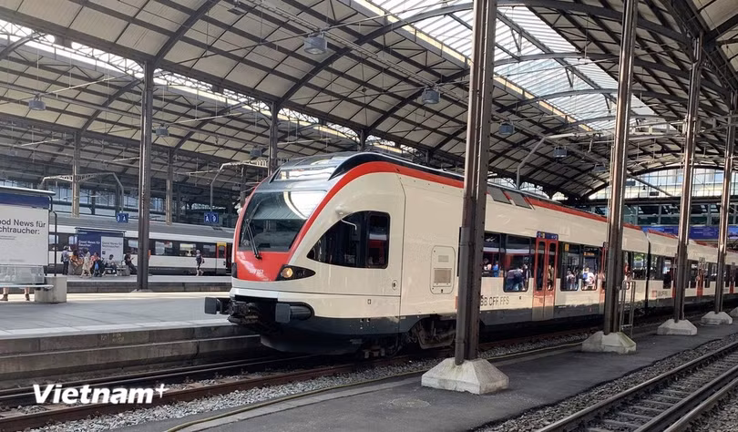 Một đoàn tàu của tuyến đường sắt tốc độ cao tại châu Âu. (Ảnh: PV/Vietnam+).