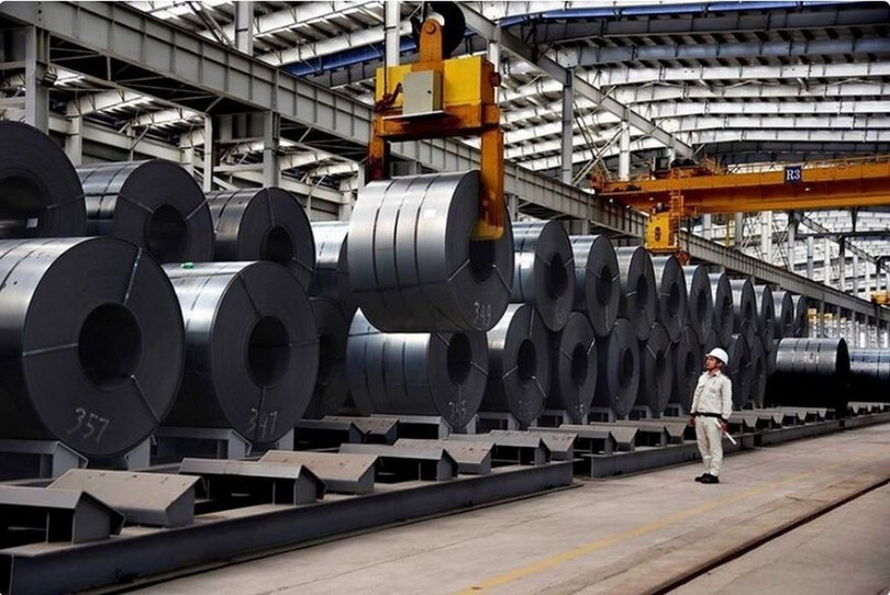 Một doanh nghiệp sản xuất thép trong nước. (Ảnh: PV/Vietnam+) thep-can-nong-5778.jpg