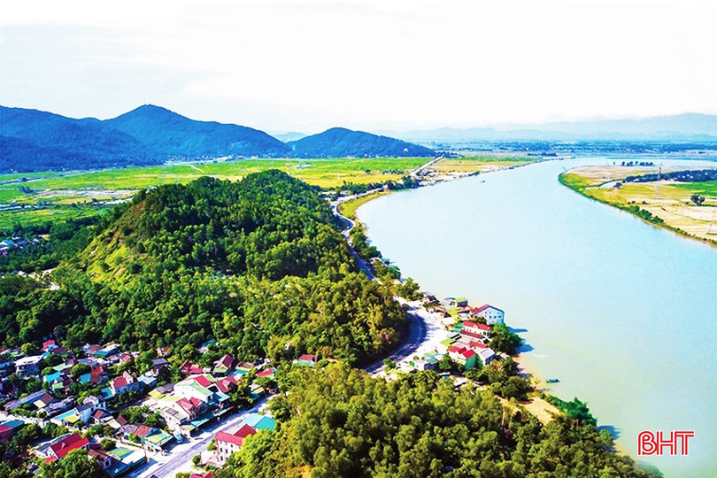 Hà Tĩnh với núi Hồng, sông La và mạch nguồn văn hóa truyền thống phong phú, đa dạng đã tạo nên nhiều di sản văn hóa quý báu. bqbht_br_96d1145944t6835l3-22.jpg