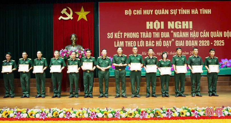 ... và các cá nhân. bqbht_br_anh-6.jpg