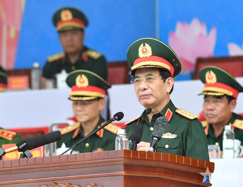 Đại tướng Phan Văn Giang phát biểu chỉ đạo tại buổi tổng hợp luyện. Đại tướng Phan Văn Giang phát biểu chỉ đạo tại buổi tổng hợp luyện.