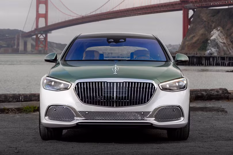 Trái tim của Mercedes-Maybach S 680 4MATIC vẫn là khối động cơ V12 Biturbo dung tích 6.0L, sản sinh công suất tối đa 612 mã lực và mô-men xoắn cực đại 900 Nm.