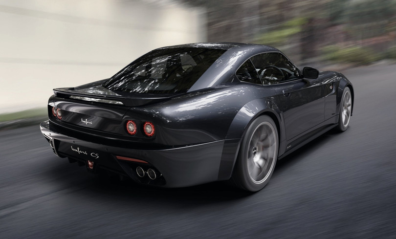 Phiên bản thấp hơn có thể sử dụng động cơ V6 3.6L hút khí tự nhiên hoặc siêu nạp, với công suất lần lượt là 320 mã lực và 455 mã lực. Phiên bản động cơ I6 twin-turbo 3.0L có công suất lên đến 550 mã lực và mô-men xoắn 677 Nm.