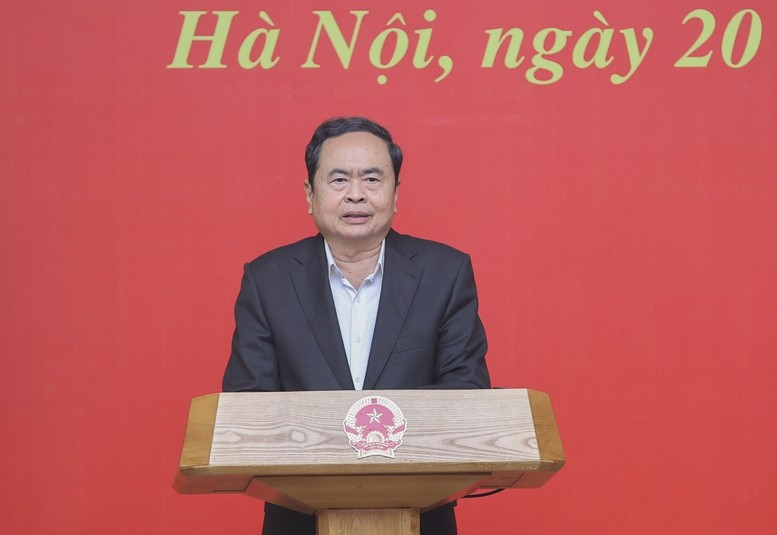 Chủ tịch Quốc hội Trần Thanh Mẫn chỉ rõ, việc kiểm tra cần bảo đảm dân chủ, khách quan, nghiêm túc, hiệu quả, thiết thực, tránh hình thức, đúng nguyên tắc, quy định của Đảng và quy trình kiểm tra của Bộ Chính trị, Ban Bí thư - Ảnh: VGP/Nhật Bắc