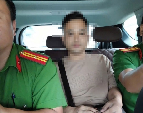 Đối tượng X tại thời điểm bị bắt giữ.