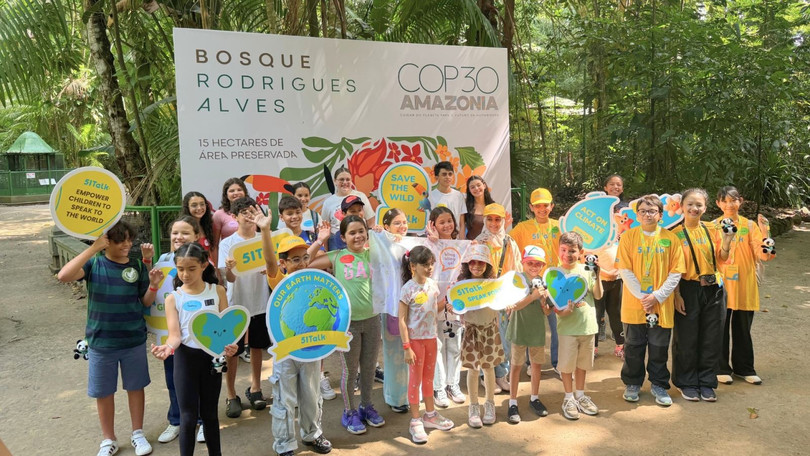 Đại biểu thiếu nhi Việt Nam cùng các bạn quốc tế tham gia chuỗi hoạt động bên lề như giao lưu văn hóa, tham quan rừng Amazon. Ảnh: BTC