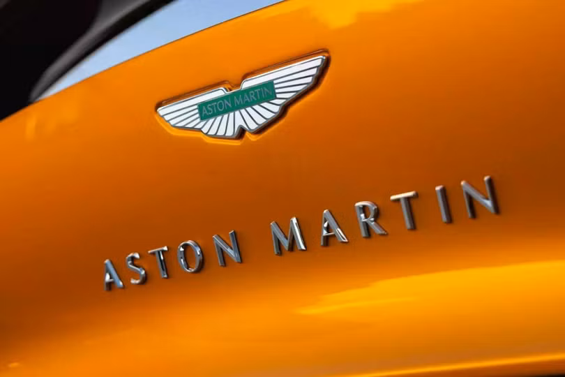 Chỉ có 38 chiếc Aston Martin Valiant được sản xuất, ít hơn rất nhiều so với con số 110 chiếc Aston Martin Valour. Mức giá khởi điểm của siêu xe này khoảng 2,6 triệu USD, tuy nhiên có thể vượt mức 4 triệu USD với nhiều tùy chọn độc đáo.