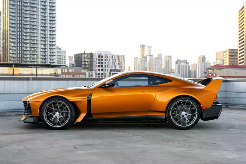 Tương tự Valour hay mẫu xe độc bản Victor, ngoại thất của siêu xe này mang phong cách cổ điển, vốn lấy cảm hứng từ chiếc Aston Martin V8 Vantage đời 1977.