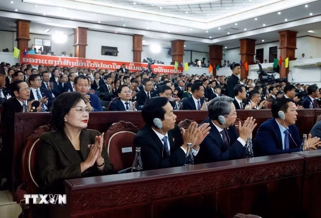 Các đại biểu tham dự cuộc phát biểu chính sách của Tổng Bí thư Tô Lâm tại Học viện Chính trị và Hành chính Quốc gia Lào. (Ảnh: Thống Nhất/TTXVN)