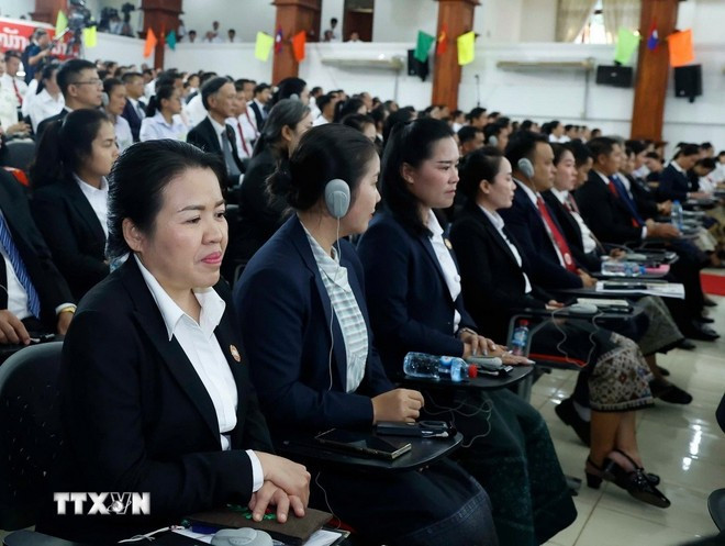 Các đại biểu tham dự cuộc phát biểu chính sách của Tổng Bí thư Tô Lâm tại Học viện Chính trị và Hành chính Quốc gia Lào. (Ảnh: Thống Nhất/TTXVN)