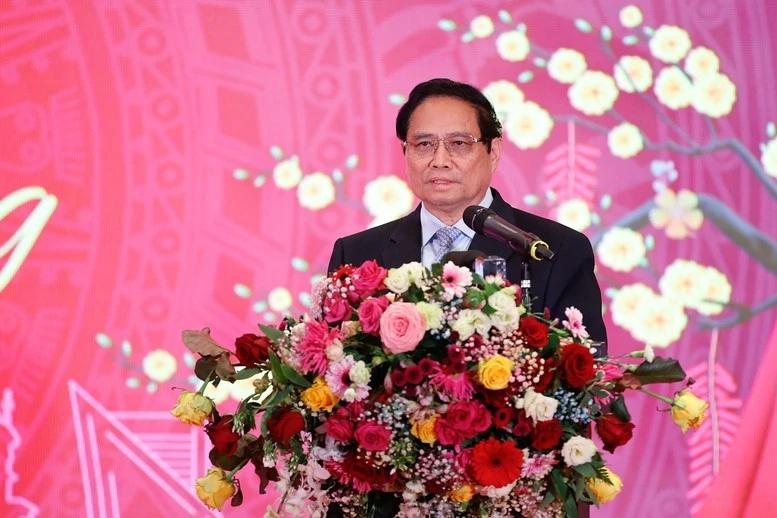 Thủ tướng Chính phủ mong muốn cộng đồng người Việt Nam tại Ba Lan đoàn kết, tự cường, nhất là những lúc có khó khăn, hoạn nạn - Ảnh: VGP/Nhật Bắc