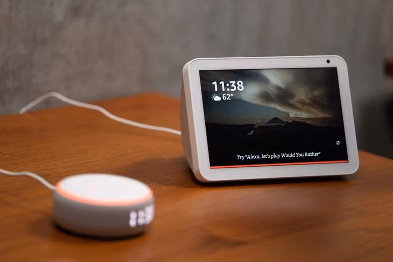 Màn hình thông minh Echo Show 8 của Amazon. Ảnh: Bloomberg,