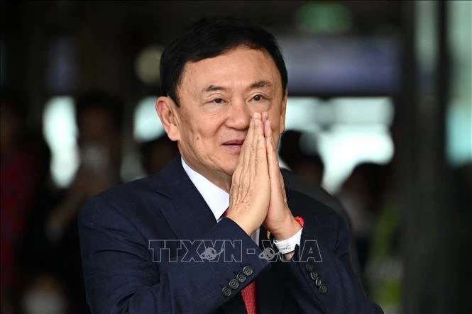 Cựu Thủ tướng Thái Lan Thaksin Shinawatra về nước sau 15 năm lưu vong ngày 22/8/2023. Ảnh: AFP/TTXVN