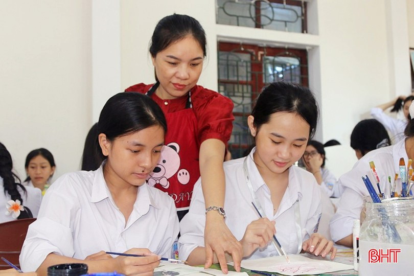 Hà Tĩnh sẽ xây dựng mô hình cơ sở giáo dục về dạy học 2 buổi/ngày đối với giáo dục phổ thông, từ đó đúc rút kinh nghiệm thực tế, chỉ đạo nhân rộng để triển khai trên địa bàn tỉnh. image.jpg