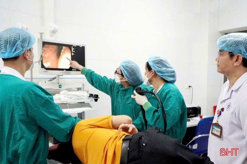 Doctors from Hanoi Medical University Hospital transfer diagnostic imaging techniques to Ky Anh Medical Center. bqbht_br_bs-benh-vien-dai-hoc-y-ha-noi-chuyen-giao-ky-thuat-chan-doan-hinh-anh-trung-tam-y-te-ky-anh.jpg