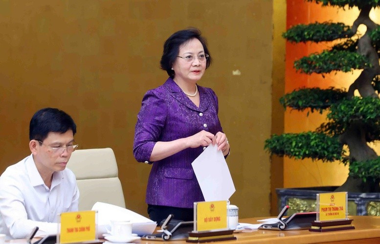 Bộ trưởng Bộ Nội vụ Phạm Thị Thanh Trà báo cáo kết quả xây dựng các Nghị định về phân cấp, phân quyền và phân định thẩm quyền gắn với mô hình tổ chức chính quyền địa phương 02 cấp - Ảnh: VGP/Nguyễn Hoàng Bộ trưởng Bộ Nội vụ Phạm Thị Thanh Trà báo cáo kết quả xây dựng các Nghị định về phân cấp, phân quyền và phân định thẩm quyền gắn với mô hình tổ chức chính quyền địa phương 02 cấp - Ảnh: VGP/Nguyễn Hoàng