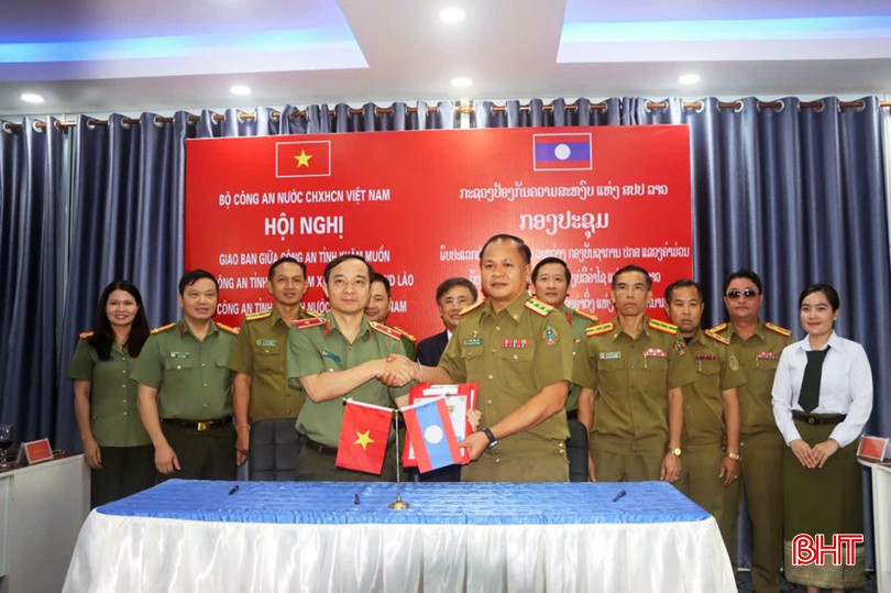 Lãnh đạo công an 3 tỉnh ký biên bản ghi nhớ phối hợp đảm bảo an ninh quốc gia. bqbht_br_4.jpg
