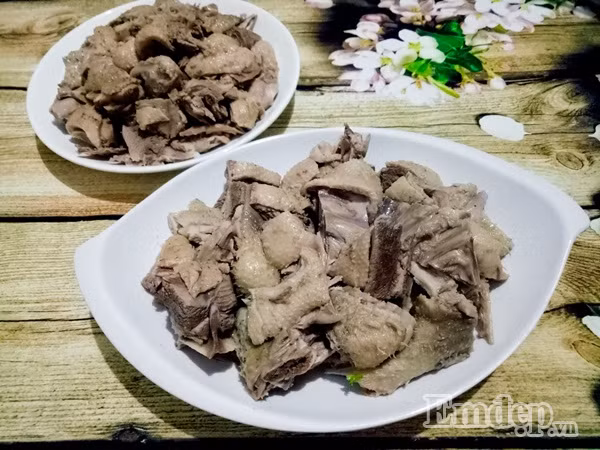 cuoi tuan nau com vit chao vit hap dan dai ca nha ngay sum hop chi voi 170 nghin