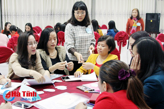 tp ha tinh can bo nu tham gia cap uy chinh quyen ngay cang tang